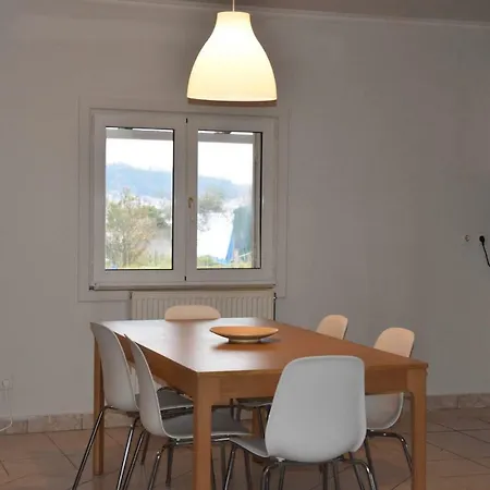 בית נופש Sea View House ארגאסי
